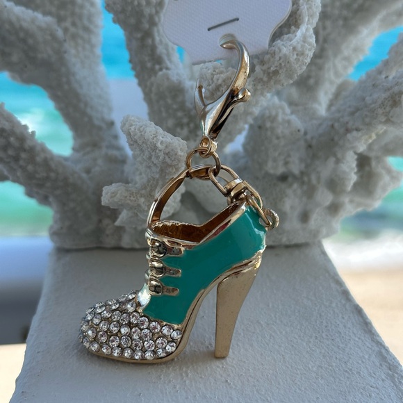 Purse keychain of Crystal embellished Shoe Charm NWT - Picture 4 of 5